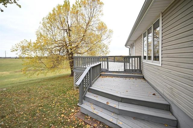 22745 S king Road, Weston, MO 64098