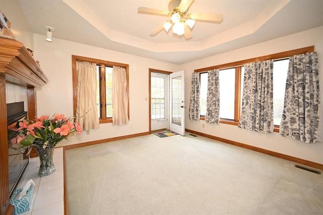 22745 S king Road, Weston, MO 64098