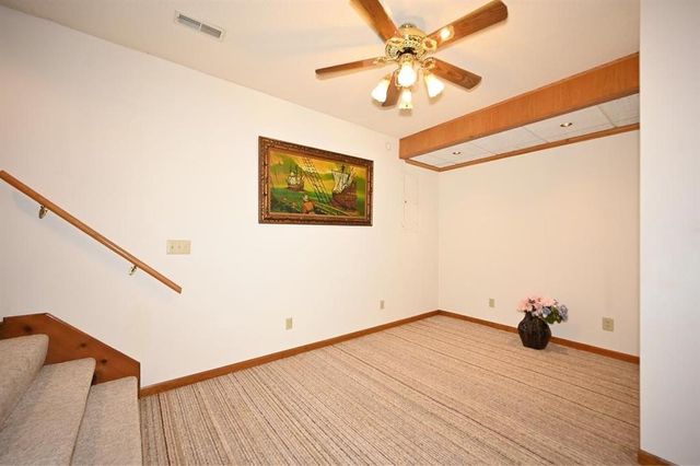 22745 S king Road, Weston, MO 64098