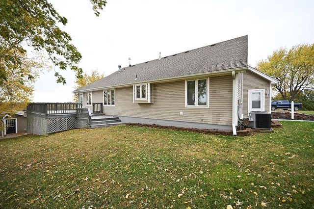 22745 S king Road, Weston, MO 64098