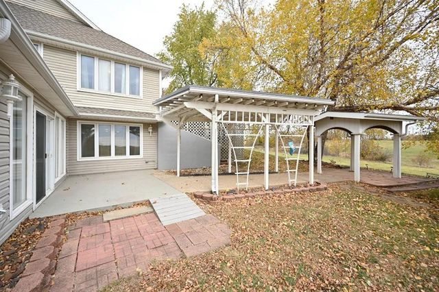 22745 S king Road, Weston, MO 64098