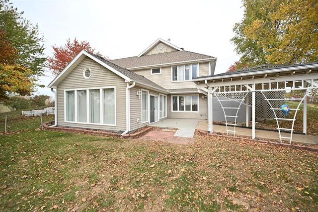 22745 S king Road, Weston, MO 64098