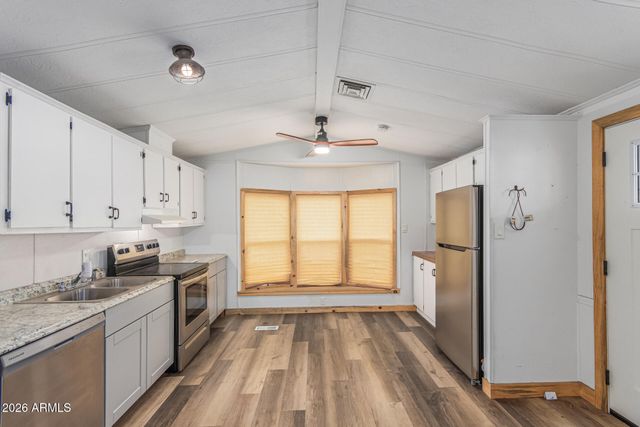 555 W WARNER Road 156, Chandler, AZ 85225