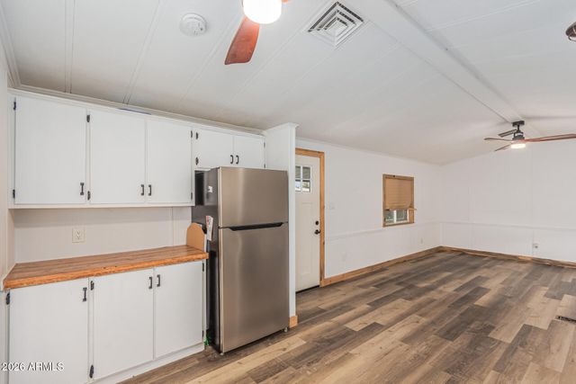 555 W WARNER Road 156, Chandler, AZ 85225