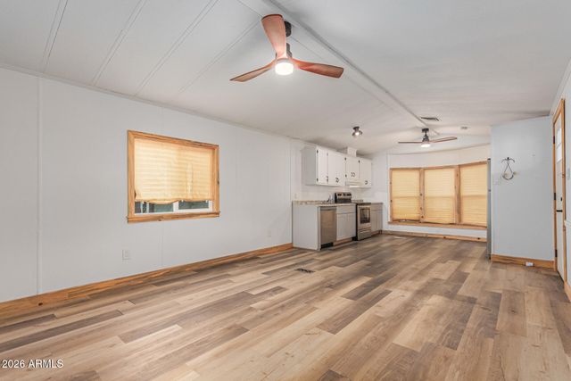 555 W WARNER Road 156, Chandler, AZ 85225