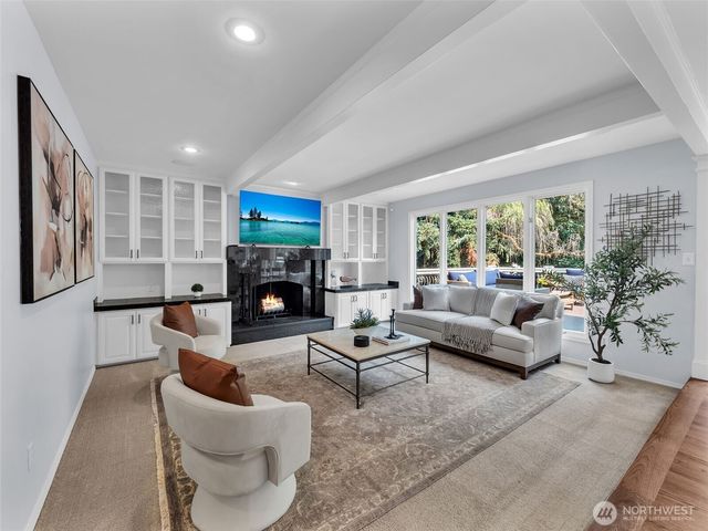 12914 182nd Ave NE, Redmond, WA 98052