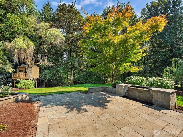 12914 182nd Ave NE, Redmond, WA 98052