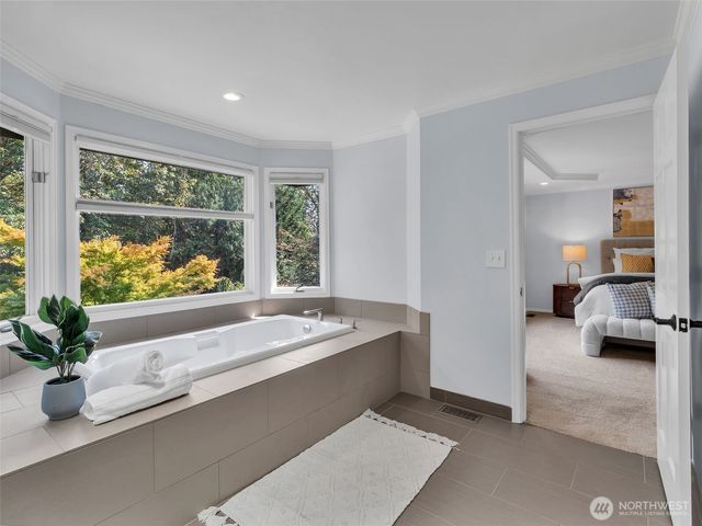 12914 182nd Ave NE, Redmond, WA 98052