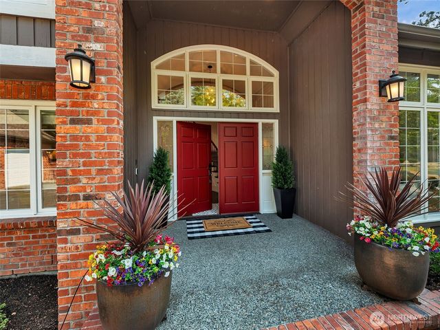 12914 182nd Ave NE, Redmond, WA 98052