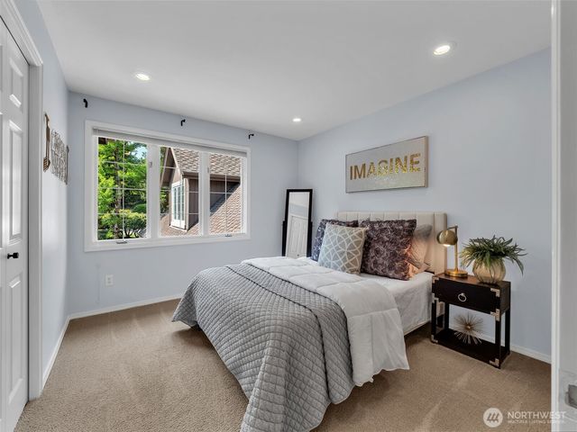 12914 182nd Ave NE, Redmond, WA 98052