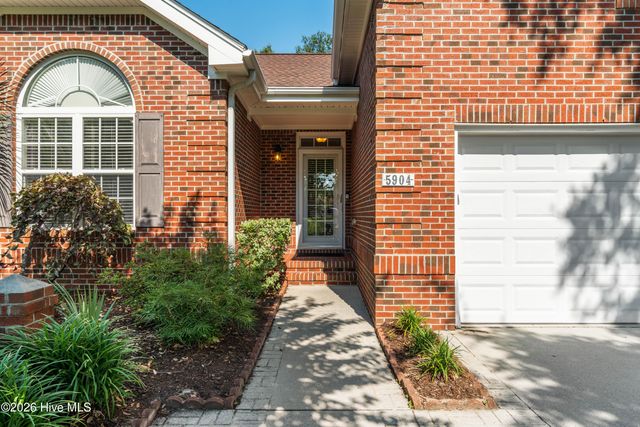 5904 Saltaire Village Court, Wilmington, NC 28412
