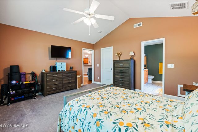 5904 Saltaire Village Court, Wilmington, NC 28412