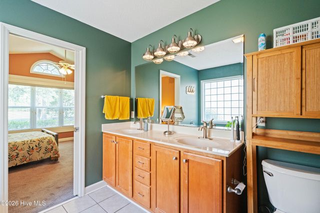 5904 Saltaire Village Court, Wilmington, NC 28412