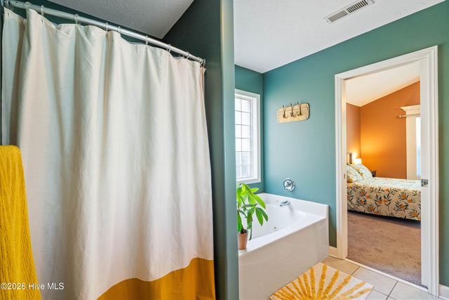 5904 Saltaire Village Court, Wilmington, NC 28412