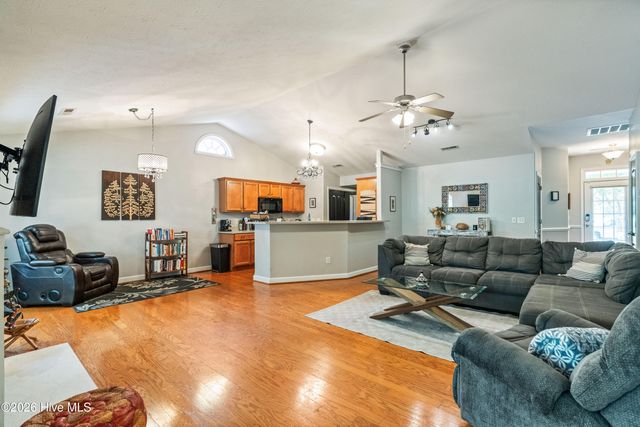 5904 Saltaire Village Court, Wilmington, NC 28412