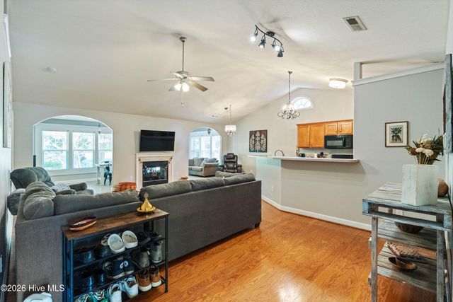 5904 Saltaire Village Court, Wilmington, NC 28412