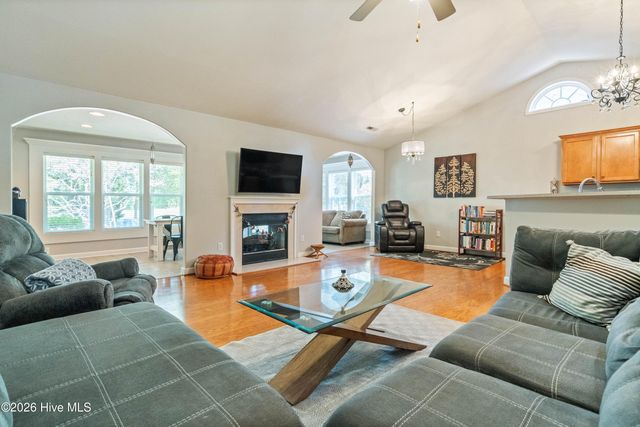 5904 Saltaire Village Court, Wilmington, NC 28412