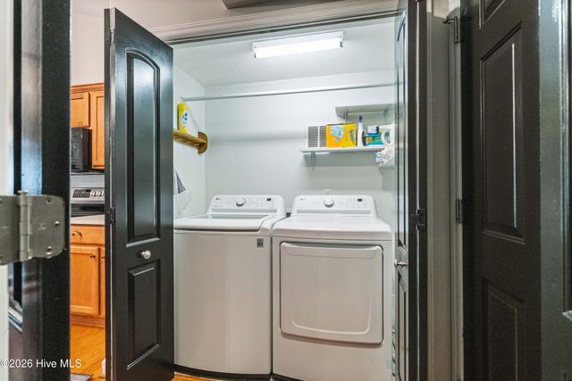 5904 Saltaire Village Court, Wilmington, NC 28412
