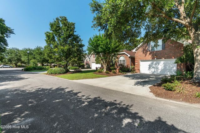 5904 Saltaire Village Court, Wilmington, NC 28412