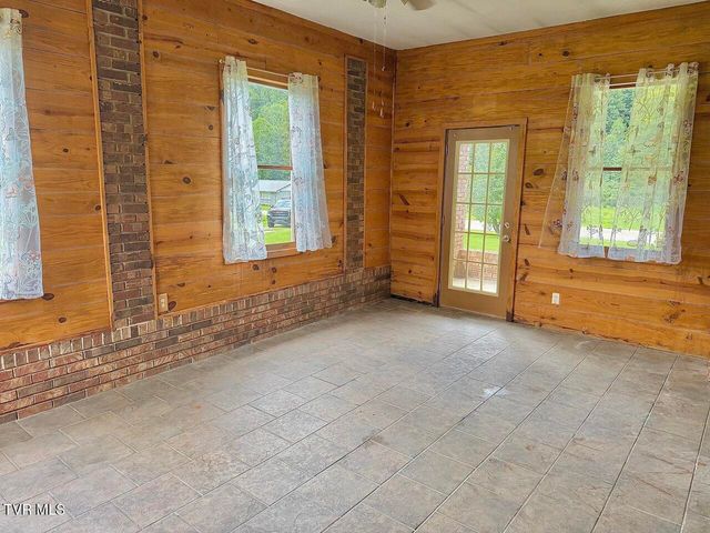 11216 Yuma Road, Gate City, VA 24251