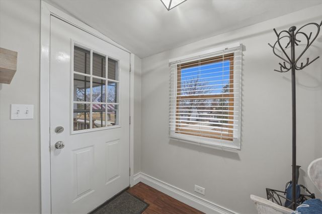 9307 ETHYL Lane, Tinley Park, IL 60477