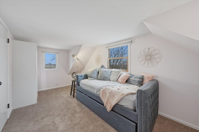 9307 ETHYL Lane, Tinley Park, IL 60477