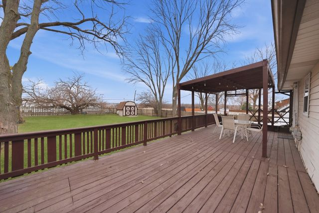 9307 ETHYL Lane, Tinley Park, IL 60477