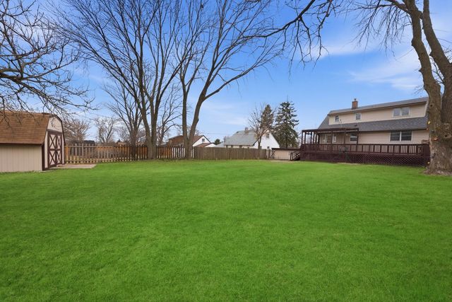 9307 ETHYL Lane, Tinley Park, IL 60477