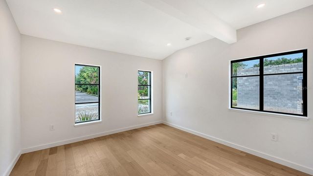 1041 INDIAN BEACH DRIVE, Sarasota, FL 34234