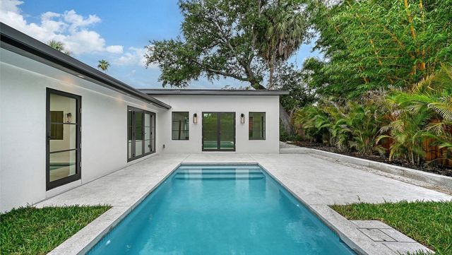 1041 INDIAN BEACH DRIVE, Sarasota, FL 34234
