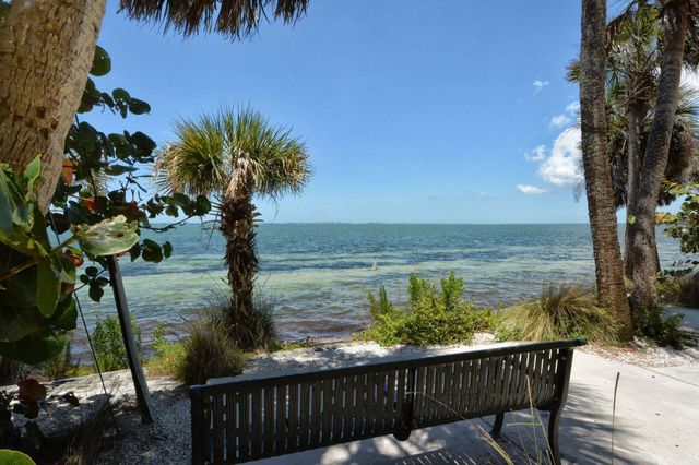 1041 INDIAN BEACH DRIVE, Sarasota, FL 34234