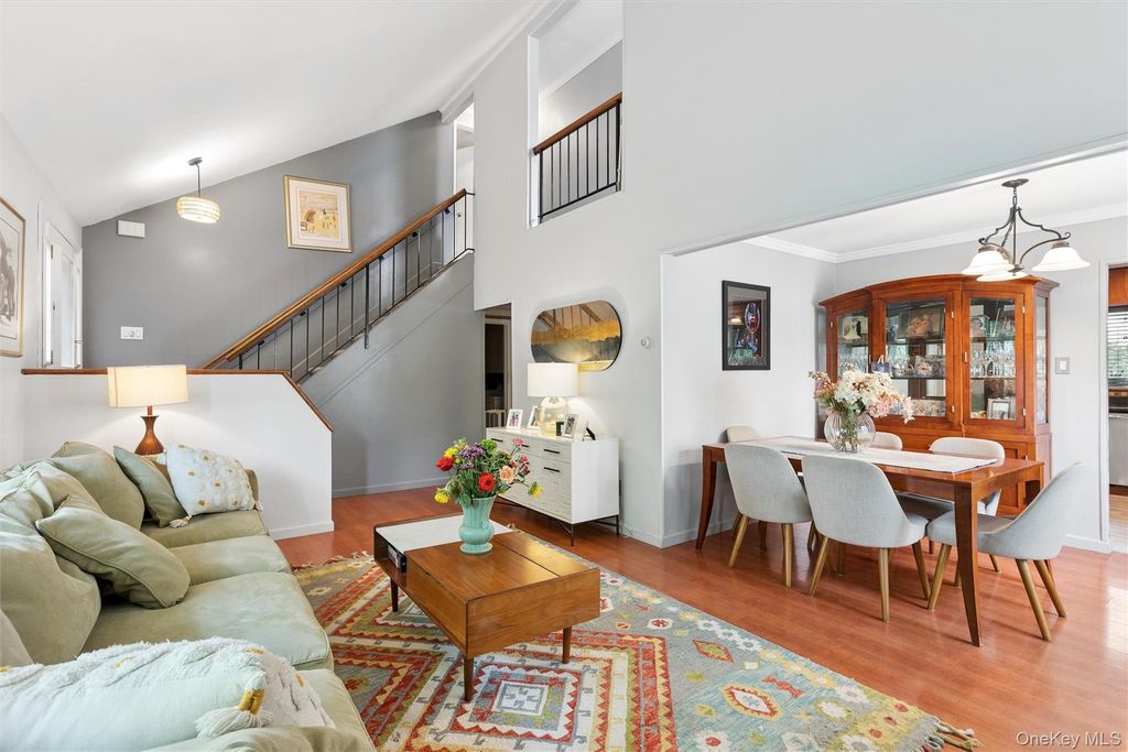 27 Sugarbush Lane, Coram, NY 11727 — photo 5