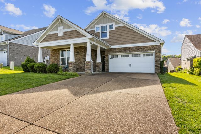 513 Larkin Ct, Mount Juliet, TN 37122