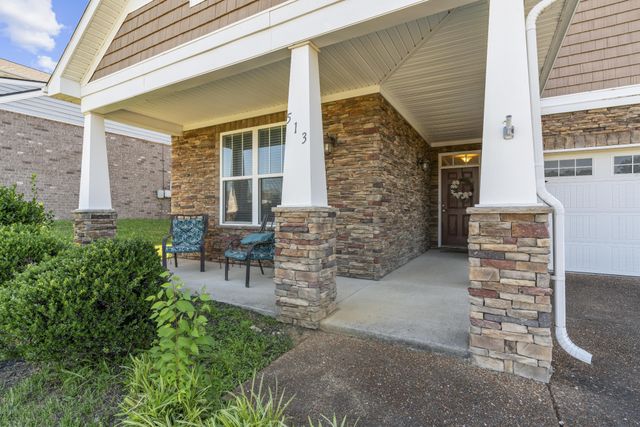 513 Larkin Ct, Mount Juliet, TN 37122
