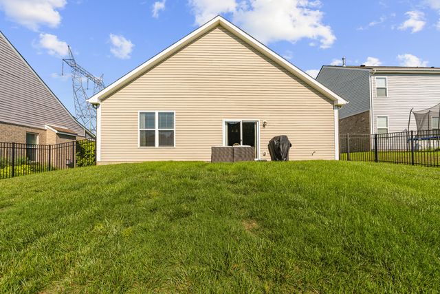 513 Larkin Ct, Mount Juliet, TN 37122
