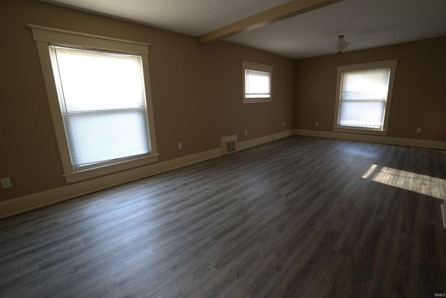 120 E 6TH Street, Mishawaka, IN 46544