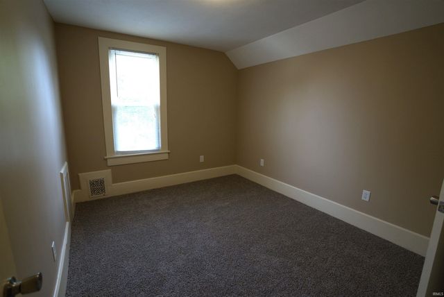 120 E 6TH Street, Mishawaka, IN 46544