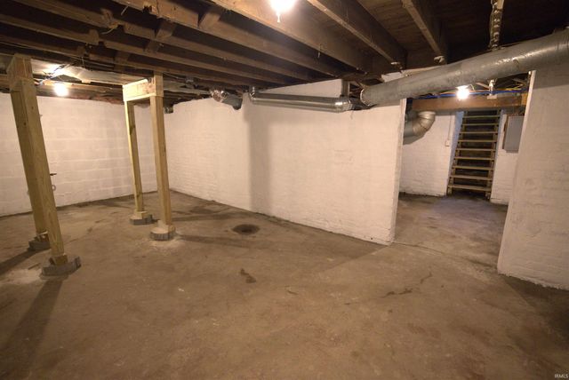 120 E 6TH Street, Mishawaka, IN 46544
