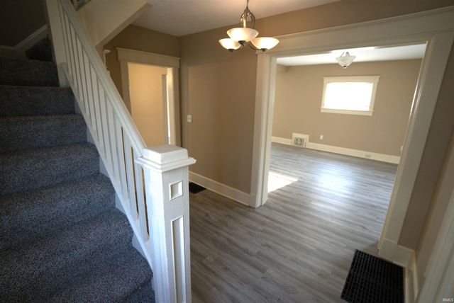 120 E 6TH Street, Mishawaka, IN 46544