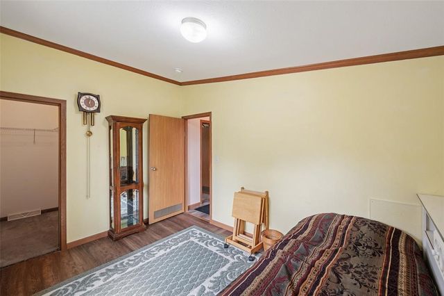 4555 NE 34th Court, Des Moines, IA 50317