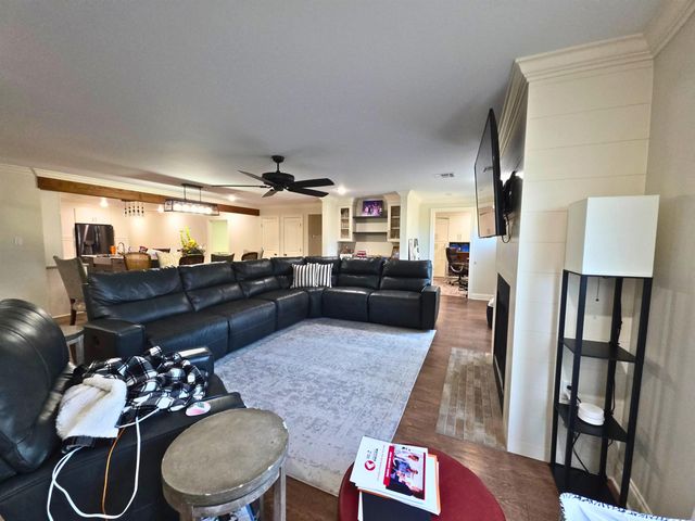 107 W 109th St, Cut Off, LA 70345