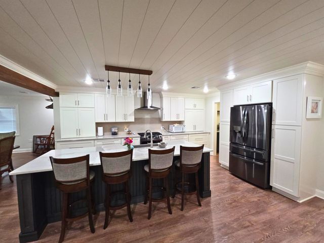 107 W 109th St, Cut Off, LA 70345