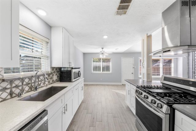 1035 Golden Nugget Court, Katy, TX 77450