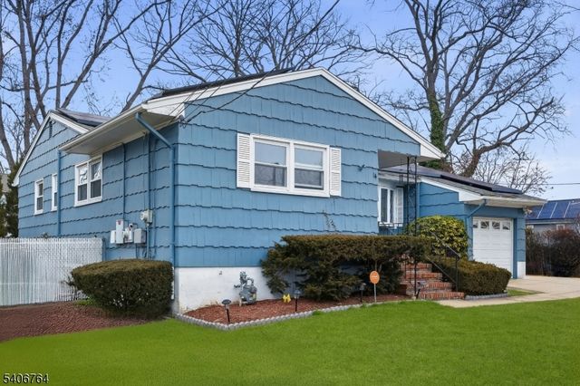 14 Arthur St, Roselle Boro, NJ 07203