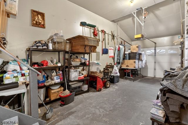 14 Arthur St, Roselle Boro, NJ 07203