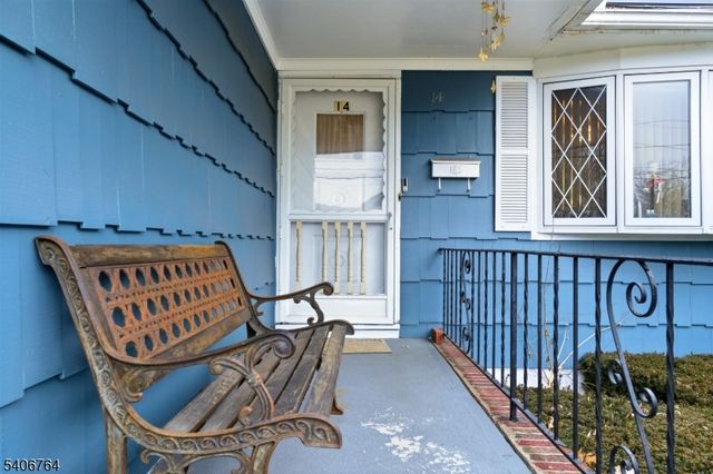 14 Arthur St, Roselle Boro, NJ 07203