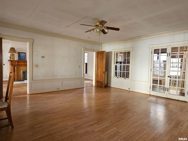 728 21ST Street, Rock Island, IL 61201