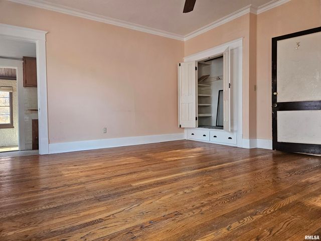 728 21ST Street, Rock Island, IL 61201