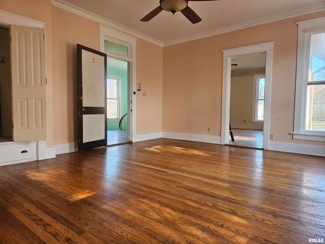 728 21ST Street, Rock Island, IL 61201