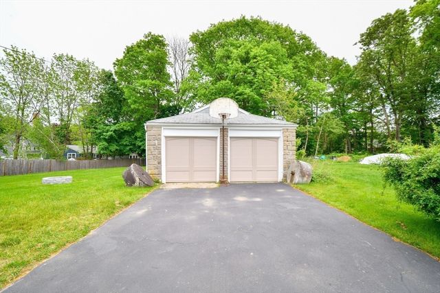 619 N Main St, Mansfield, MA 02048